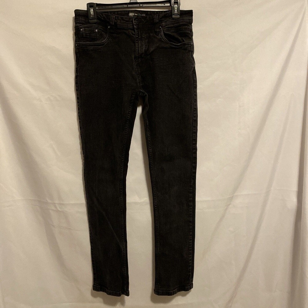 Free Planet Men’s Straight Jeans in Black